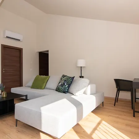 Adelis By Locap Group 펜션 *