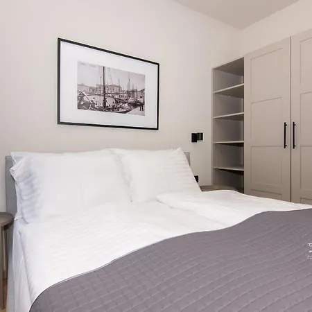 Adelis By Locap Group *