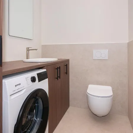 Adelis By Locap Group