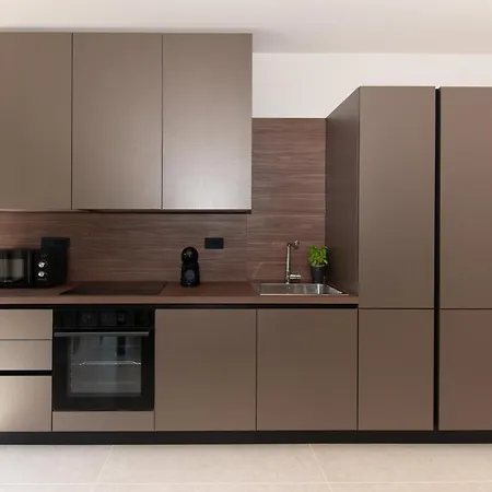Adelis By Locap Group 펜션 *