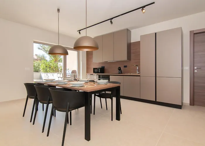 Adelis By Locap Group Tatil Evi