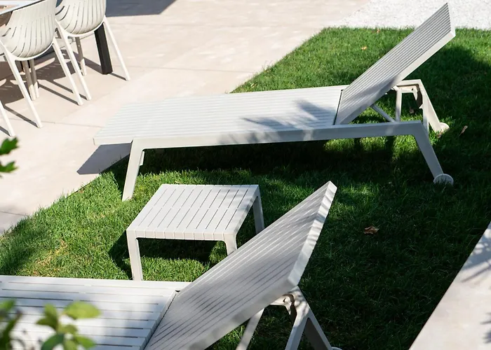 Adelis By Locap Group *